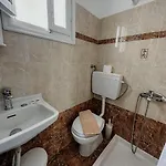Thirasia Hotel