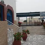 Thirasia 2* Fira (Santorini)
