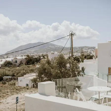 Thirasia 2* Fira (Santorini)