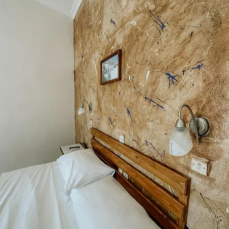 Hotel Thirasia