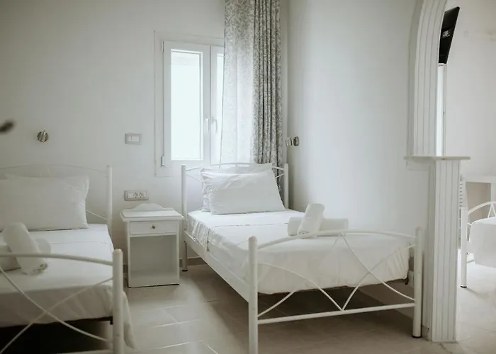 θηρασιά Ξενοδοχείο