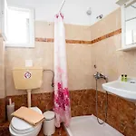 Thirasia Hotell Fira (Santorini)