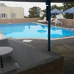 Thirasia 2* Fira (Santorini)