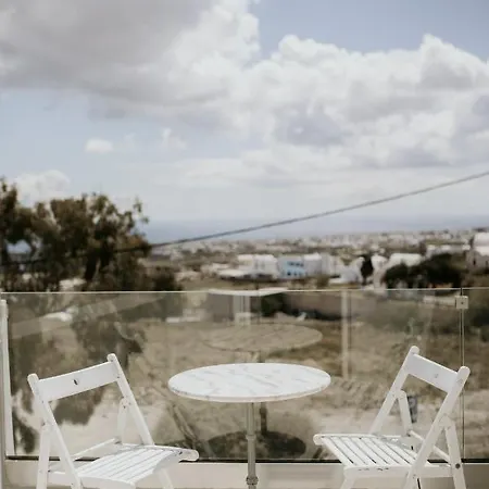 Thirasia 2* Fira (Santorini)