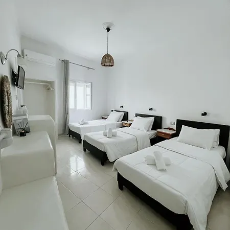 Thirasia Hotel Fira (Santorini)