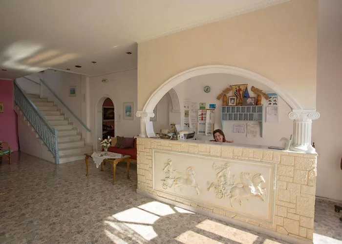 Thirasia 2* Fira (Santorini)