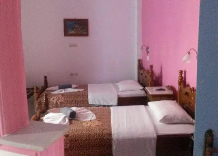 Thirasia Hotel Fira (Santorini)